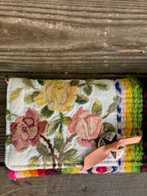 3 roses crossbody