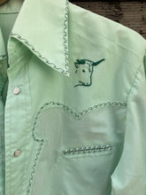 mint pearl snap vintage