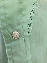 mint pearl snap vintage