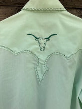 mint pearl snap vintage