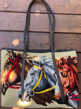 3 Horse tote