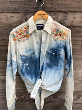 rose bud wrangler